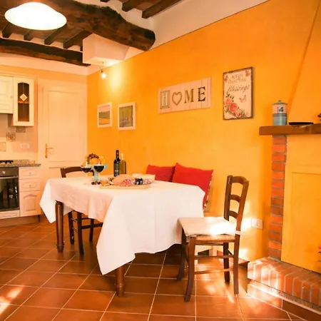 Casa Di Laino Lucca